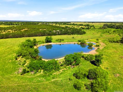 405 County Road 96 Purmela TX 76566