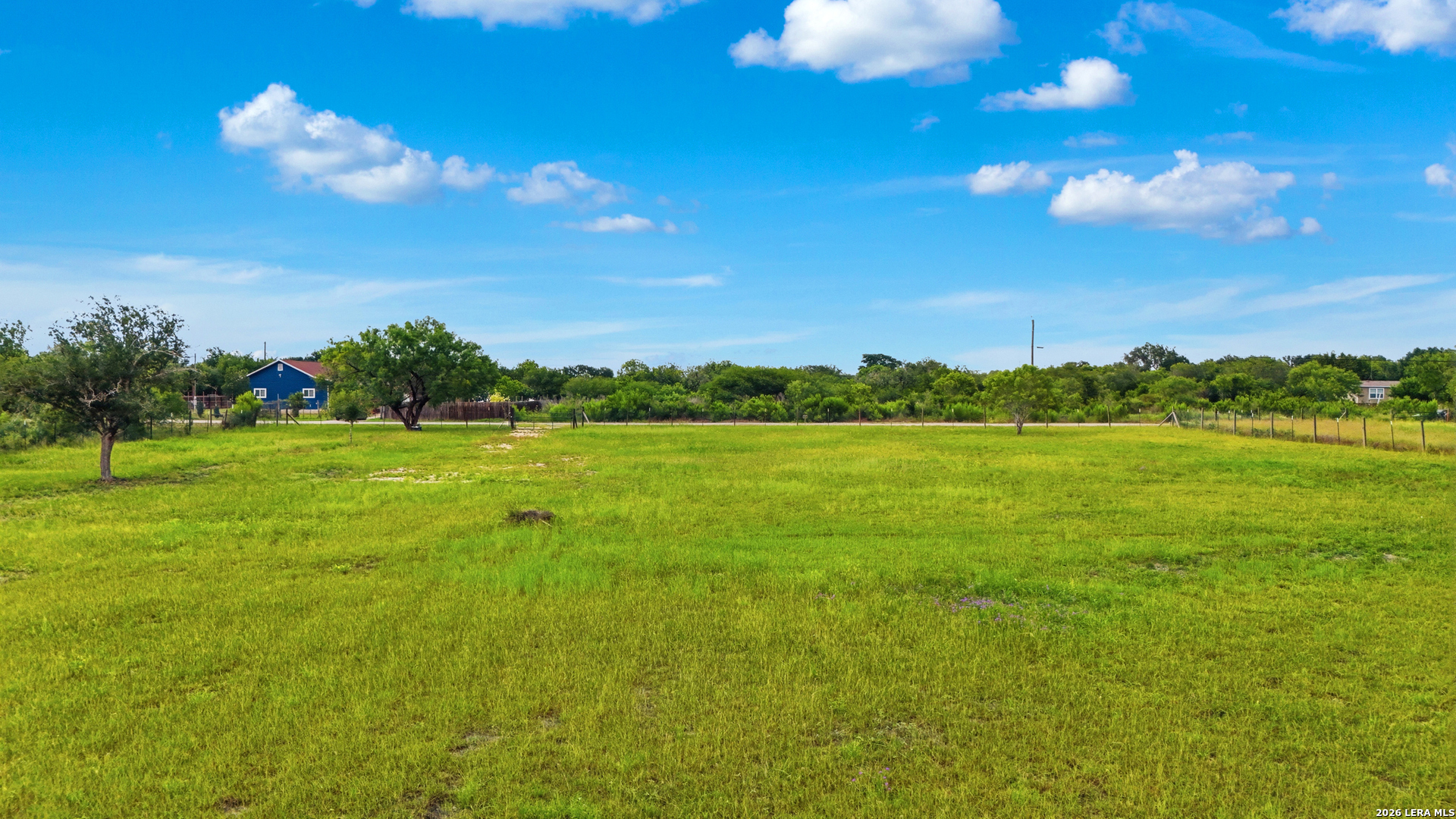 4647 County Road Hondo TX 78861