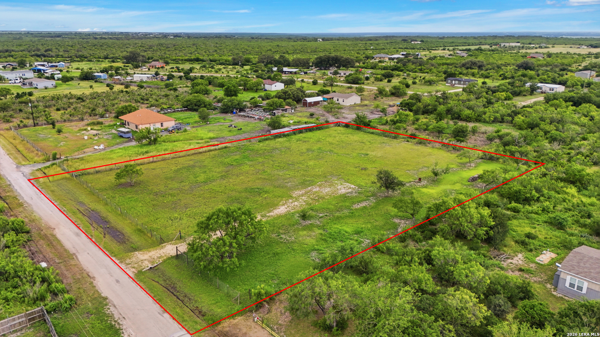 4647 County Road Hondo TX 78861