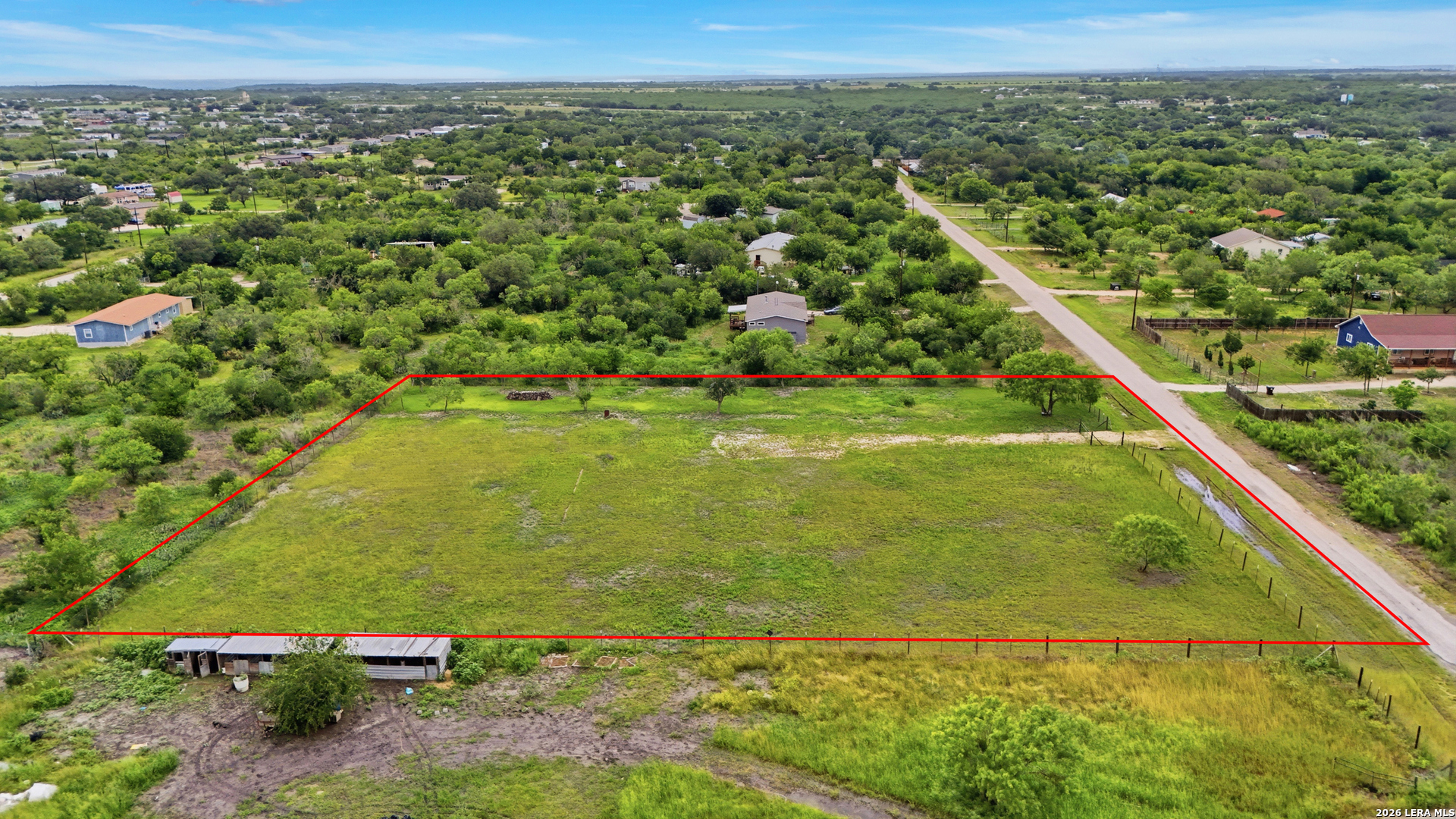 4647 County Road Hondo TX 78861