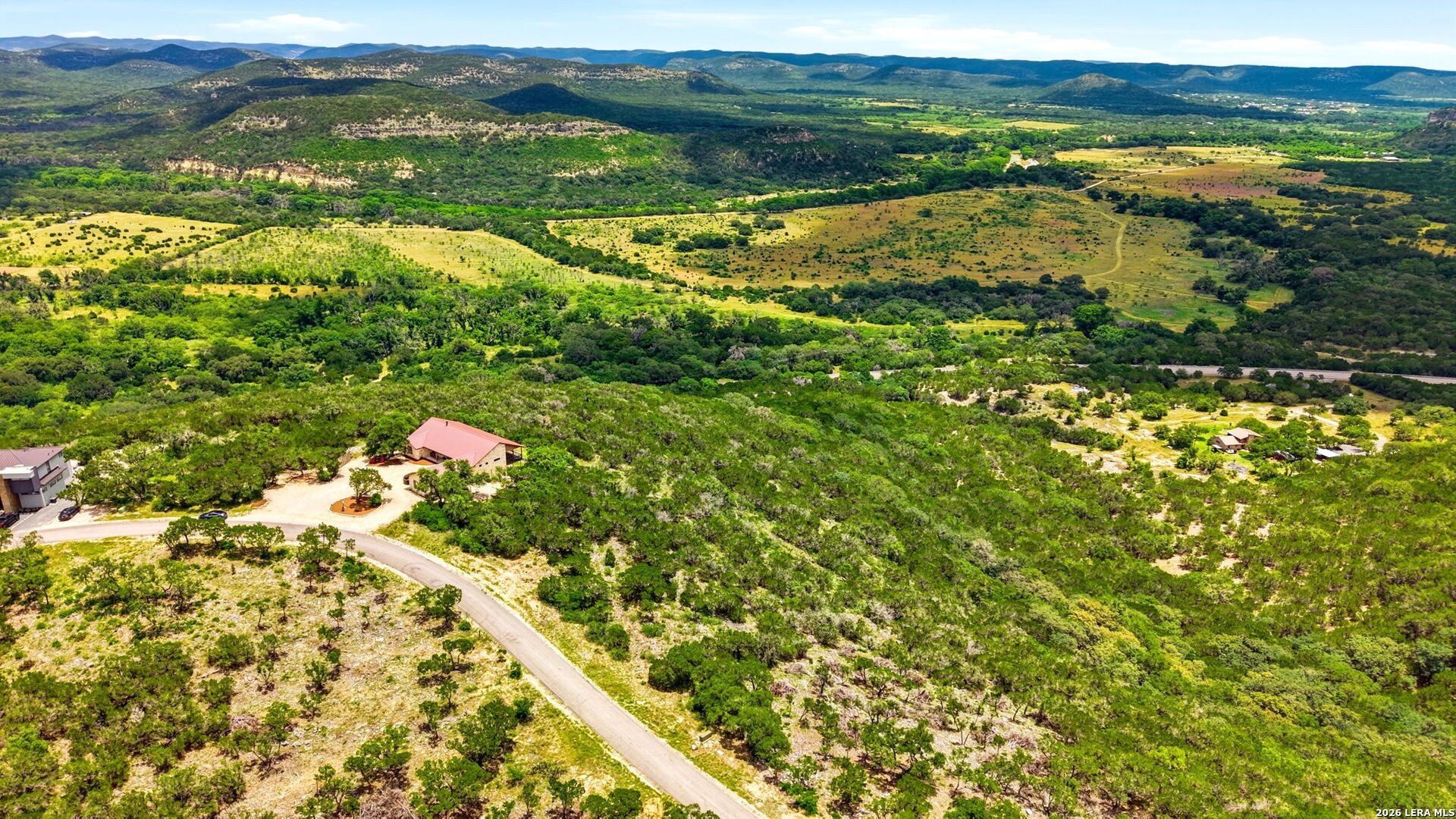 411 S Ridge Drive Concan TX 78838
