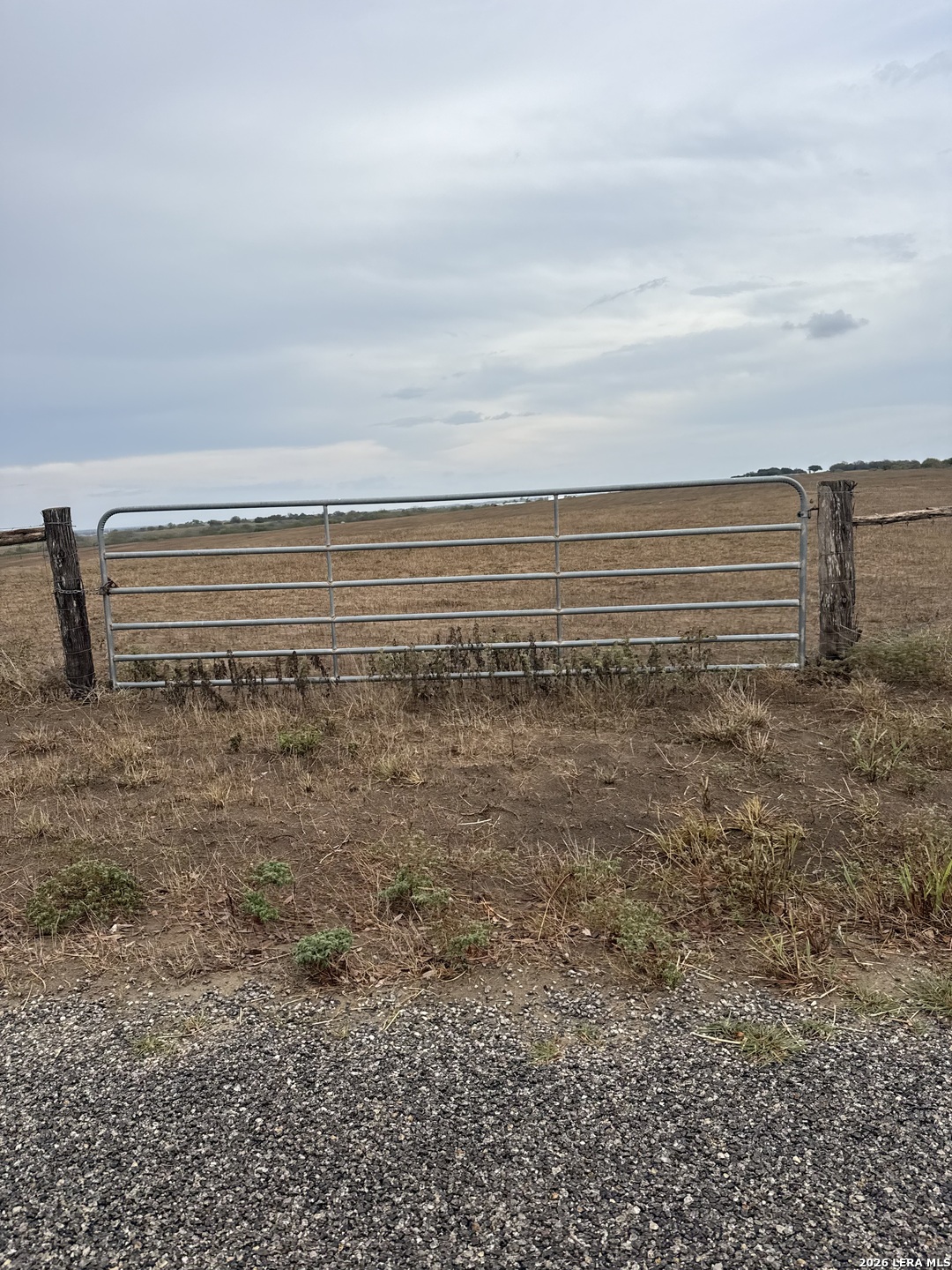 20.43 Ac +/- Martinez Road Yoakum TX 77995