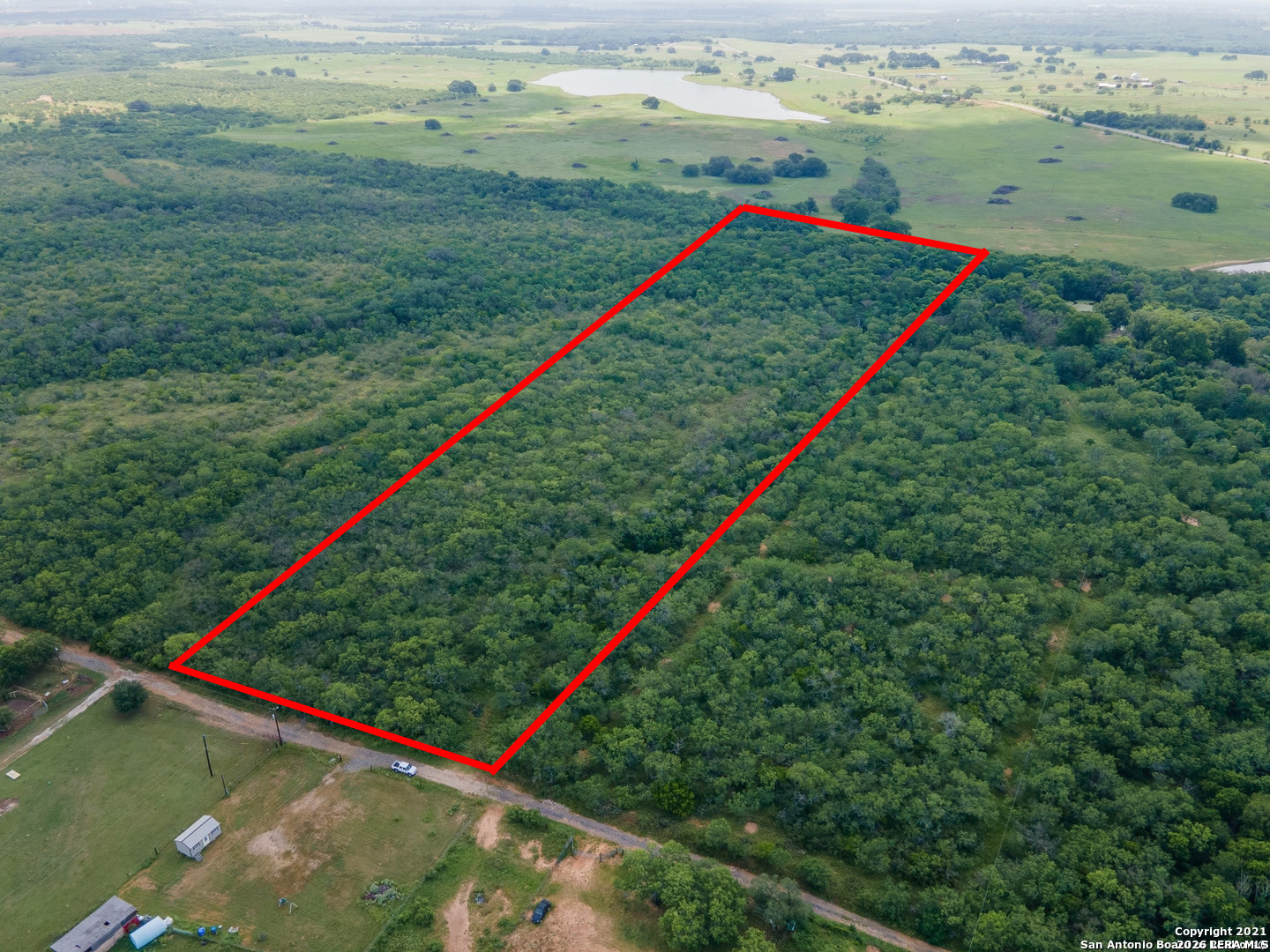 452 Ramos Lane Floresville TX 78114