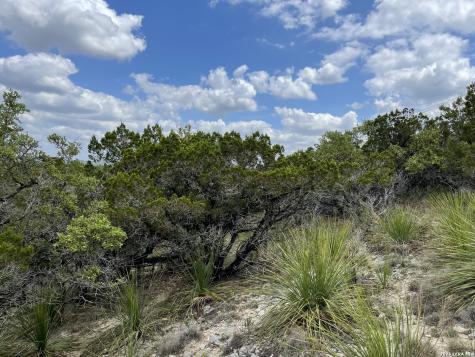 Lot 2 Beacon Road Lakehills TX 78063