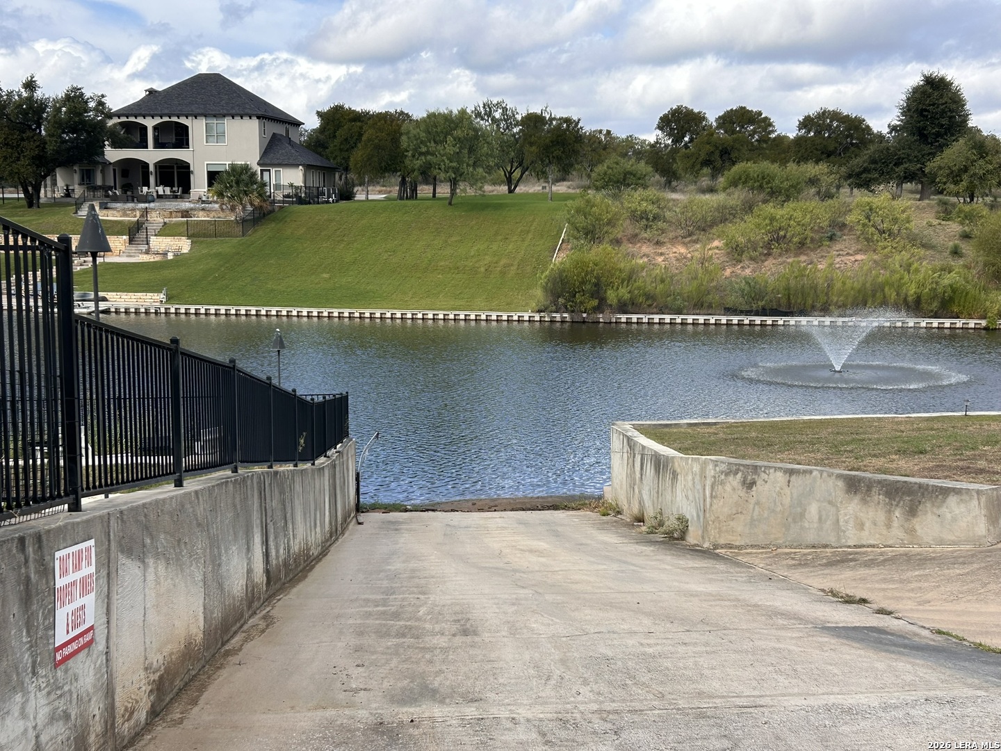 118 Samantha Lane Kingsland TX 78639