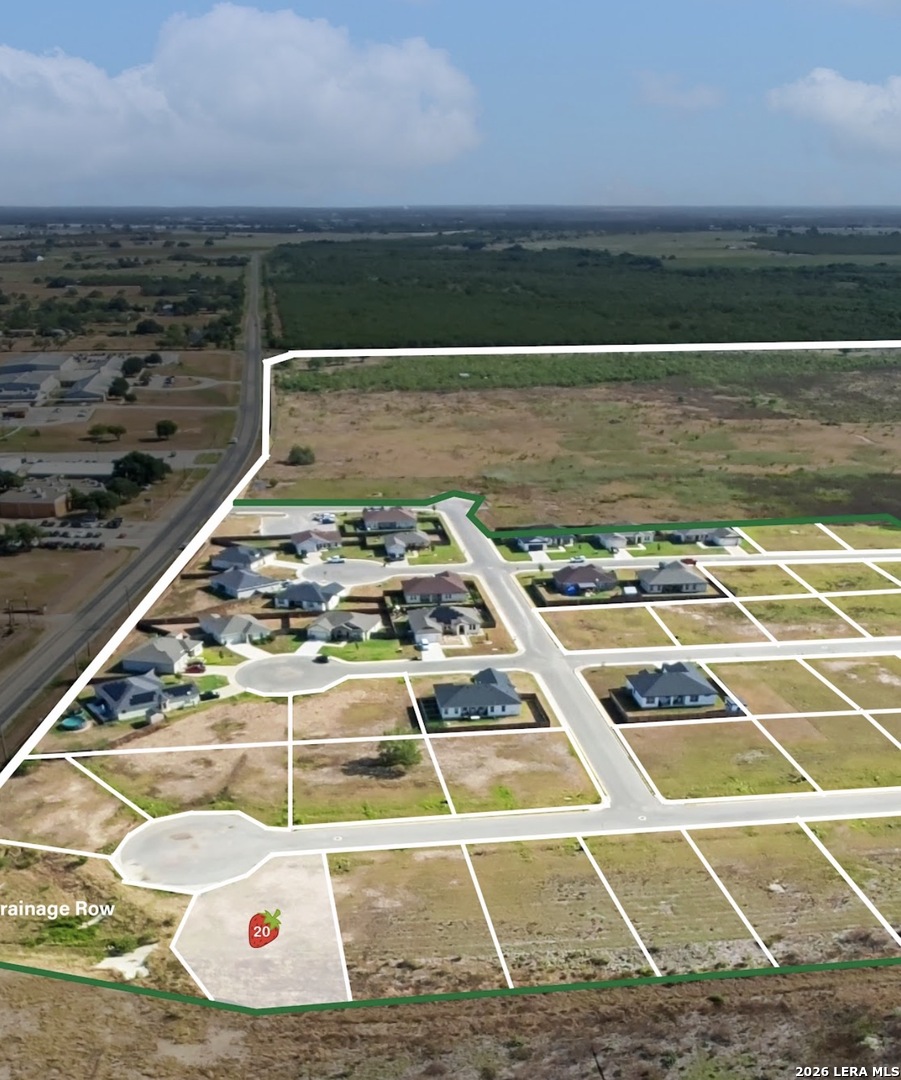 100 Albion Court Poteet TX 78065