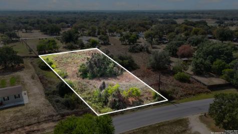3810 New Mathis Elmendorf TX 78112