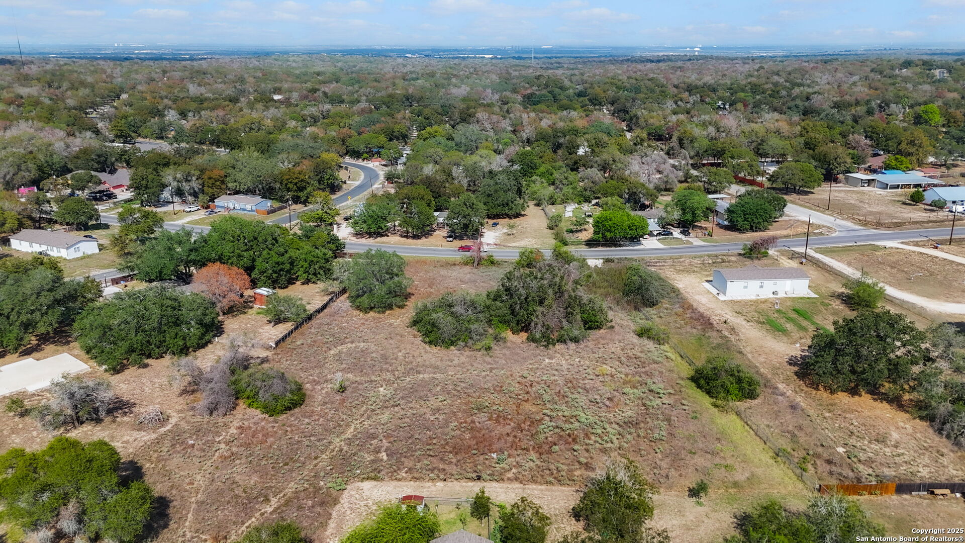 3810 New Mathis Elmendorf TX 78112