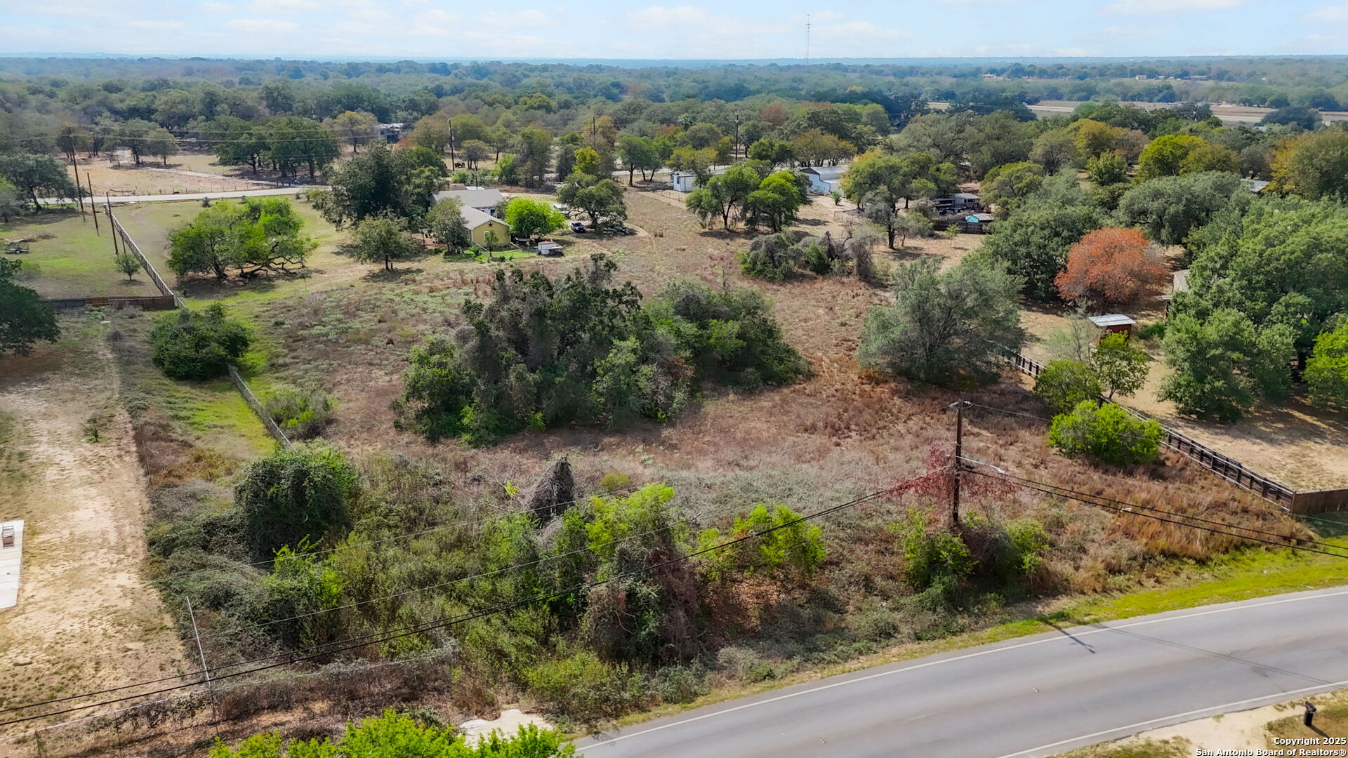 3810 New Mathis Elmendorf TX 78112