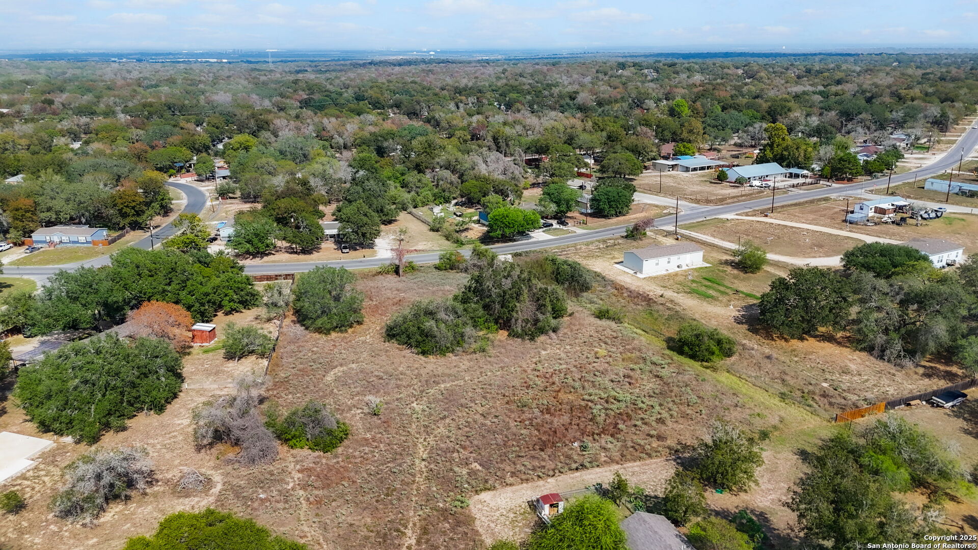 3810 New Mathis Elmendorf TX 78112