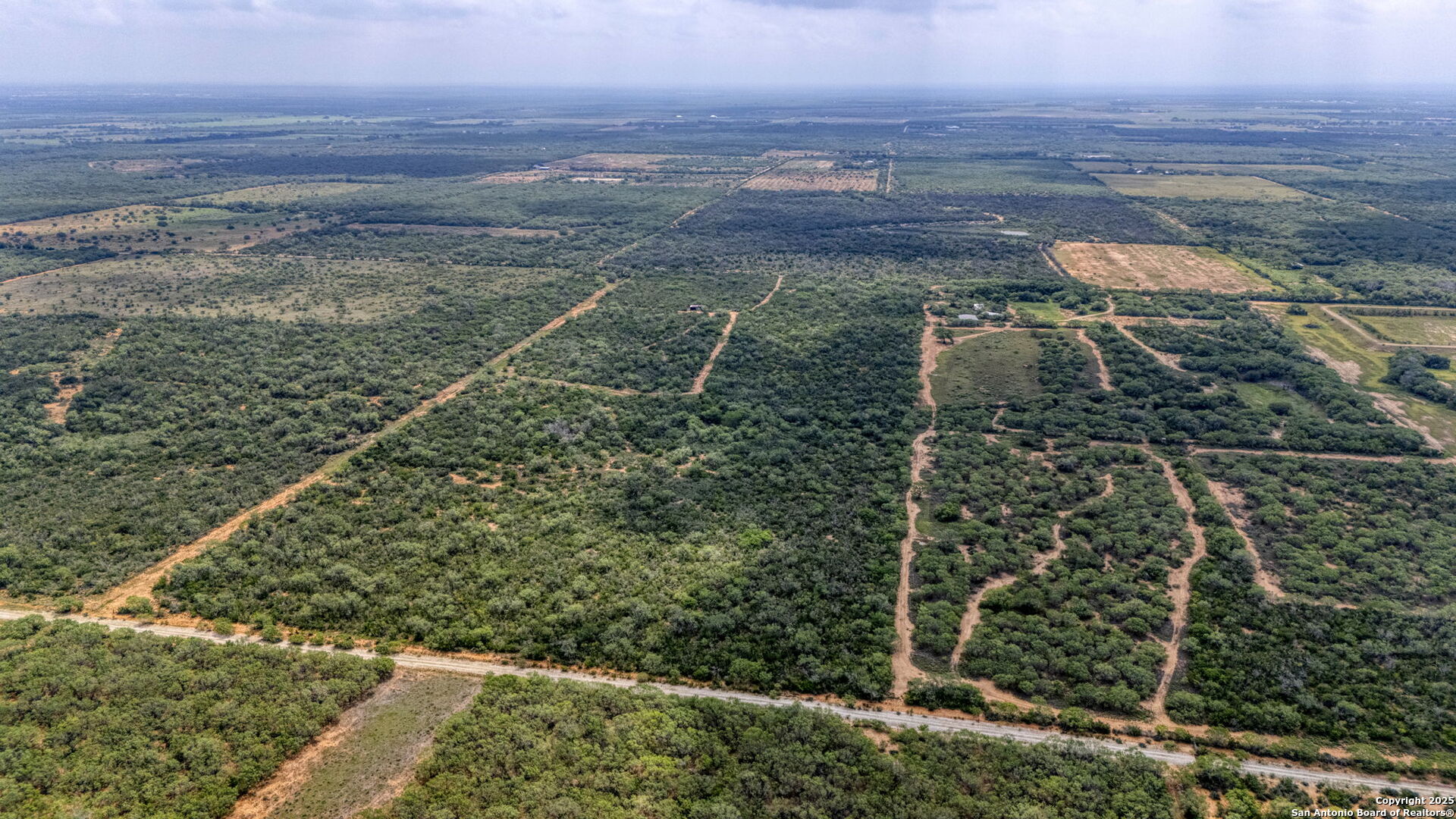 000 Cr 332 A Jourdanton TX 78026