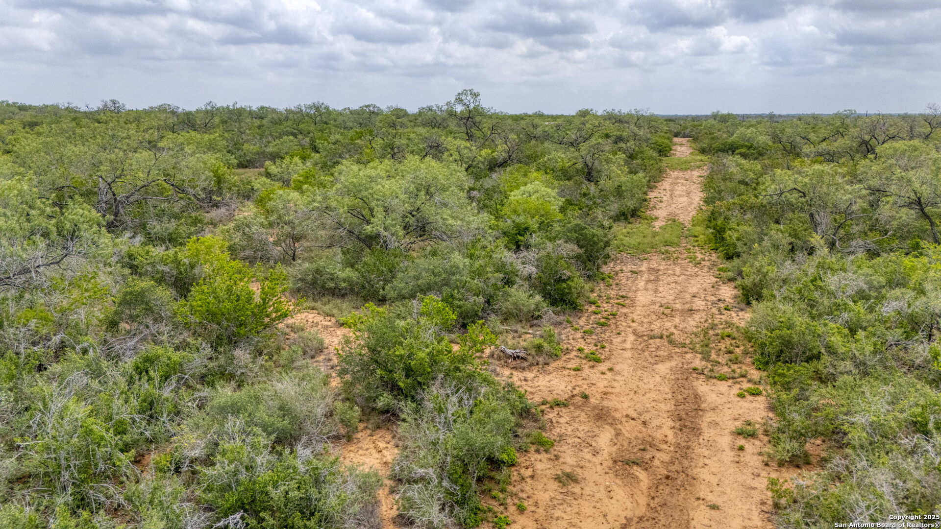 000 Cr 332 A Jourdanton TX 78026
