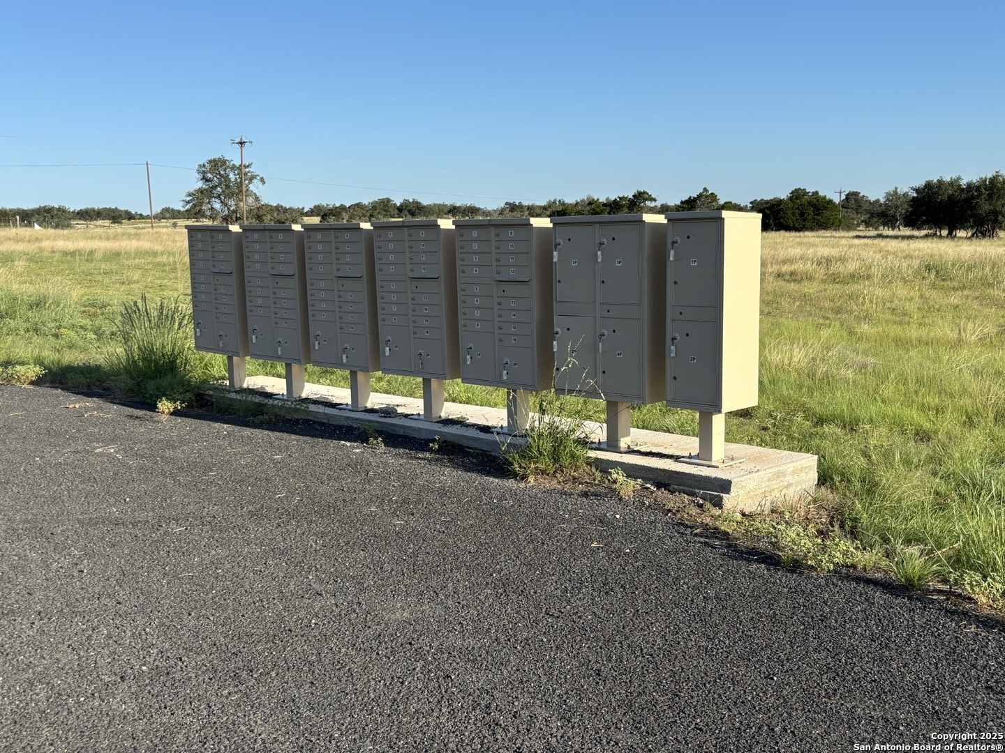 183 Lipan Loop Harper TX 78631