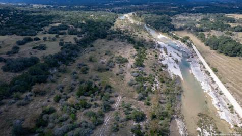 2554 Cr 380 Barksdale TX 78828