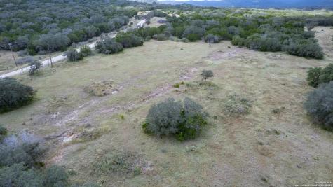 2554 Cr 380 Barksdale TX 78828