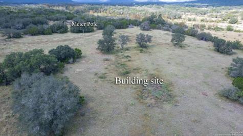 2554 Cr 380 Barksdale TX 78828