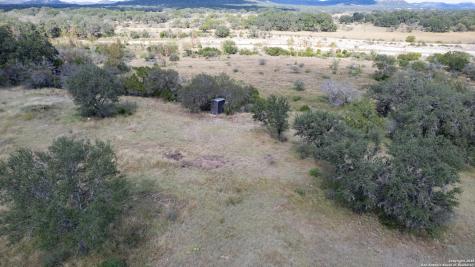 2554 Cr 380 Barksdale TX 78828