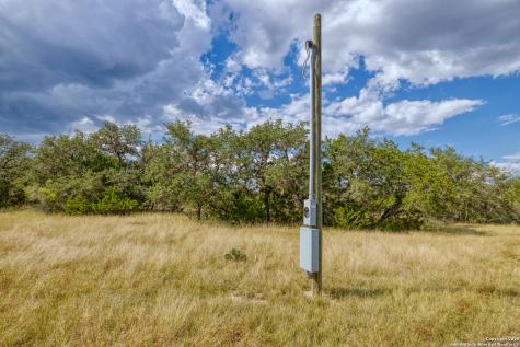 2554 Cr 380 Barksdale TX 78828