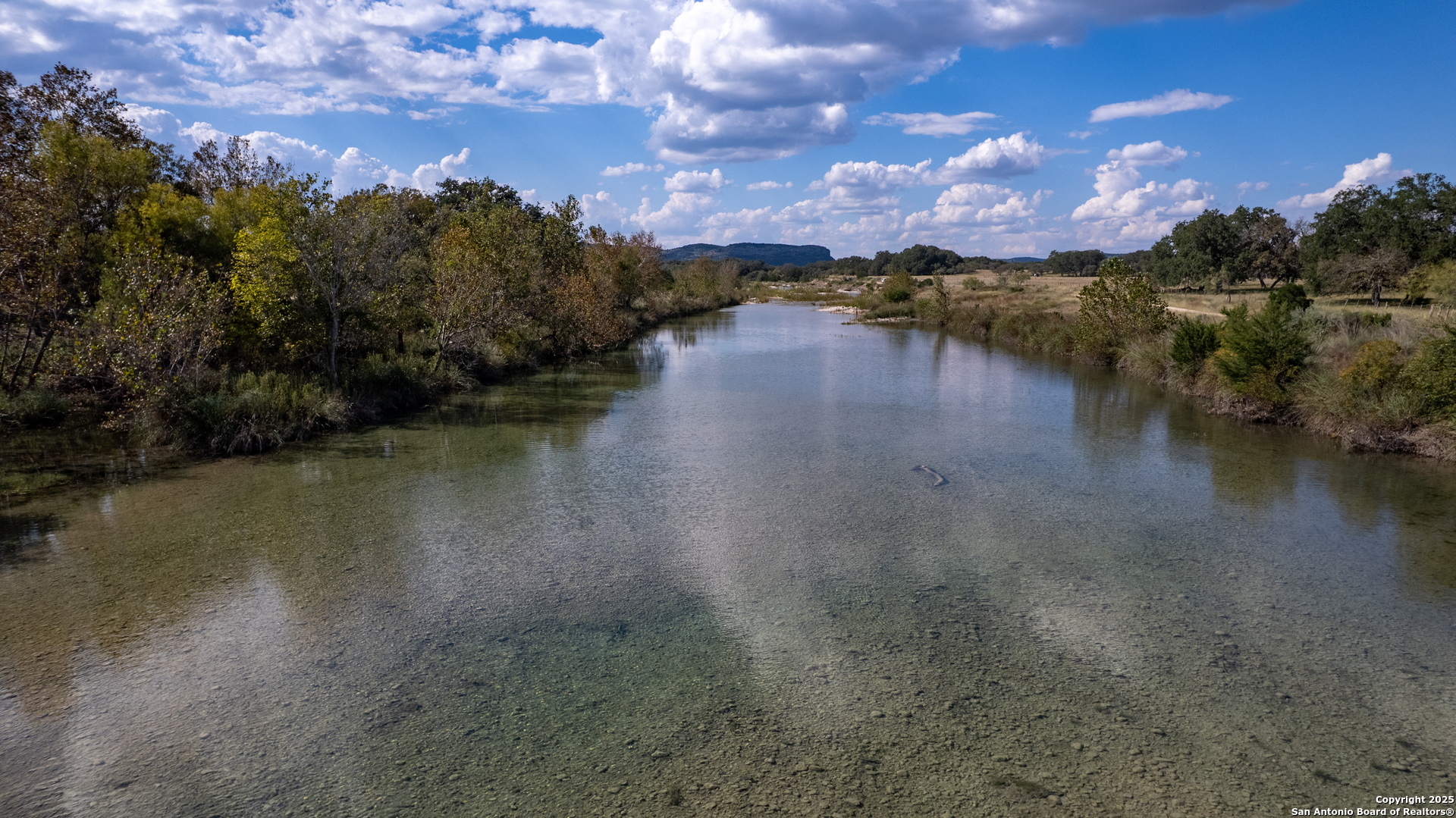 2554 Cr 380 Barksdale TX 78828
