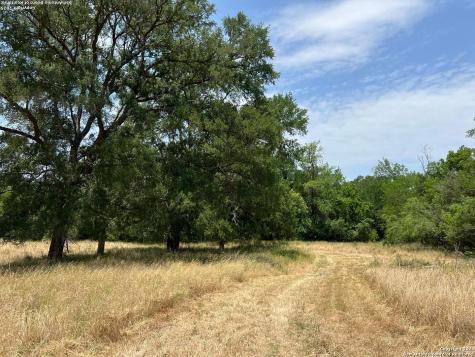 124 Valley Creek Cedar Creek TX 78612