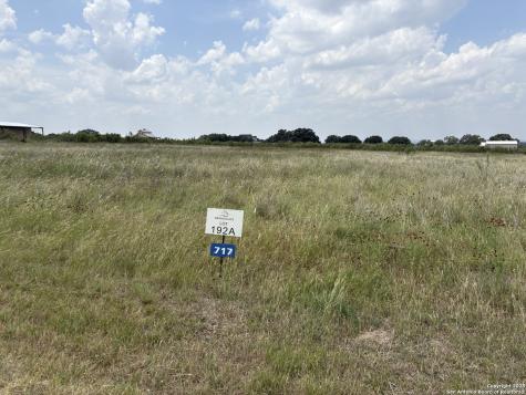 717 Palomino Springs Bandera TX 78003