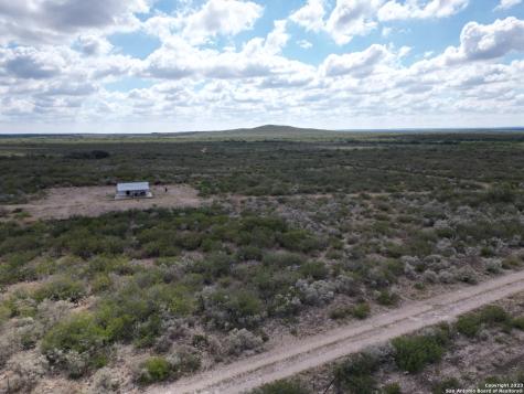 000 Fritter Lane Brackettville TX 78832