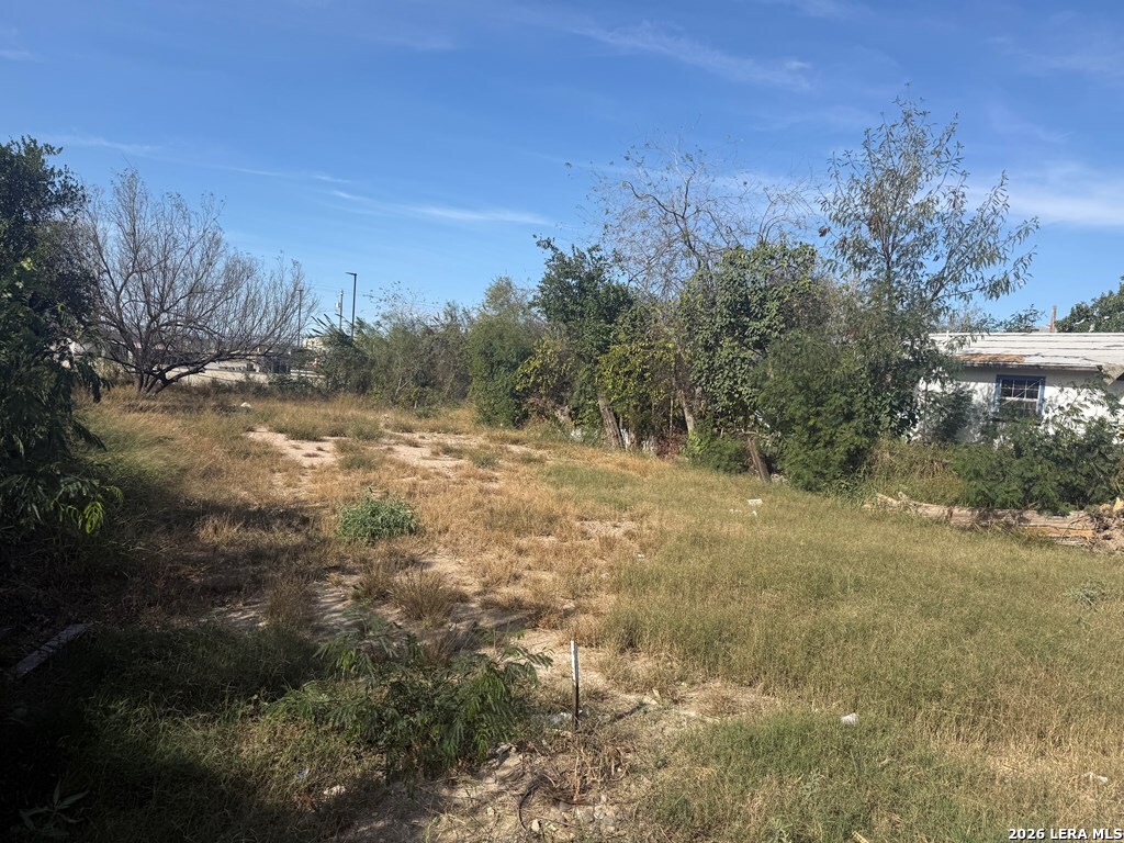899 Madison Street Eagle Pass TX 78852