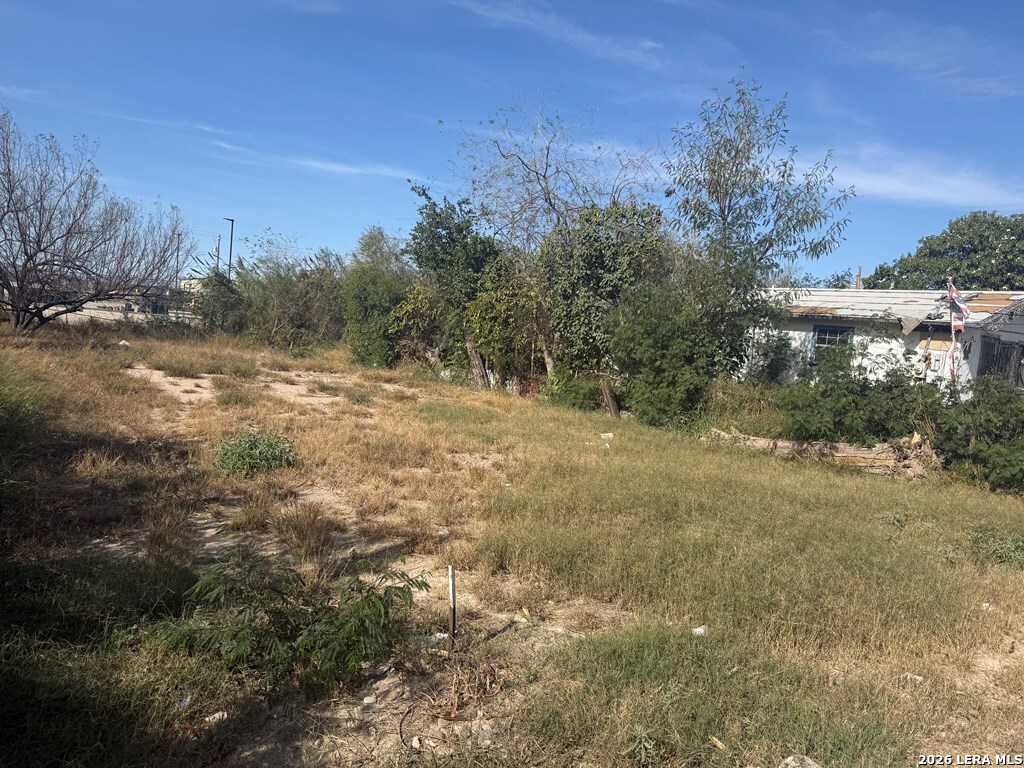 899 Madison Street Eagle Pass TX 78852