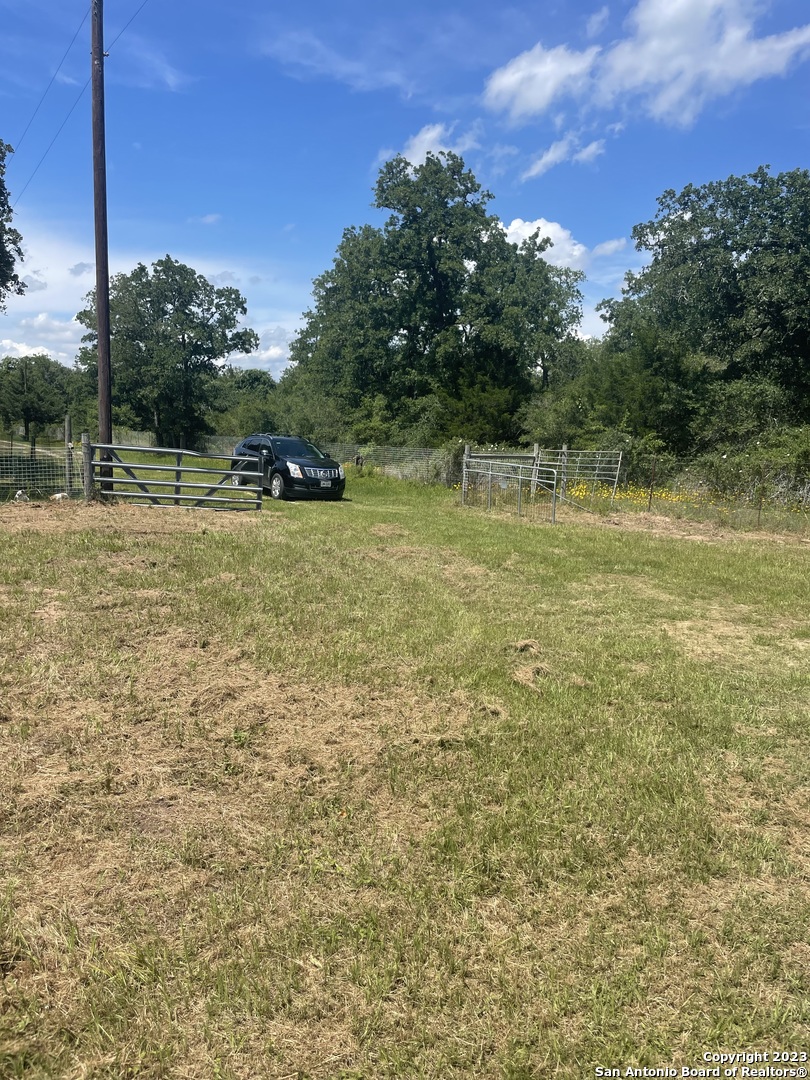 1130 Blacksmith Lane Weimar TX 78962