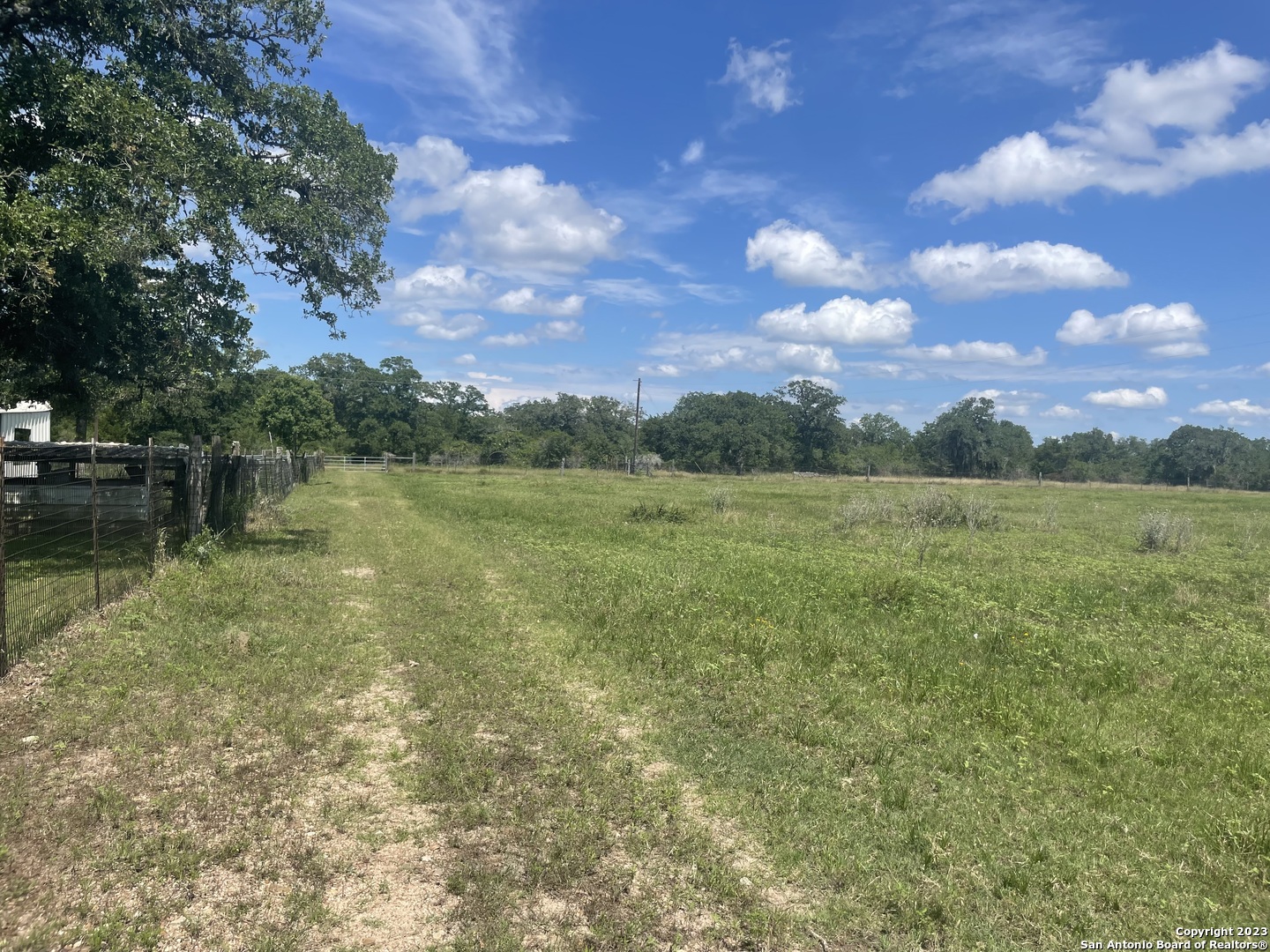 1130 Blacksmith Lane Weimar TX 78962