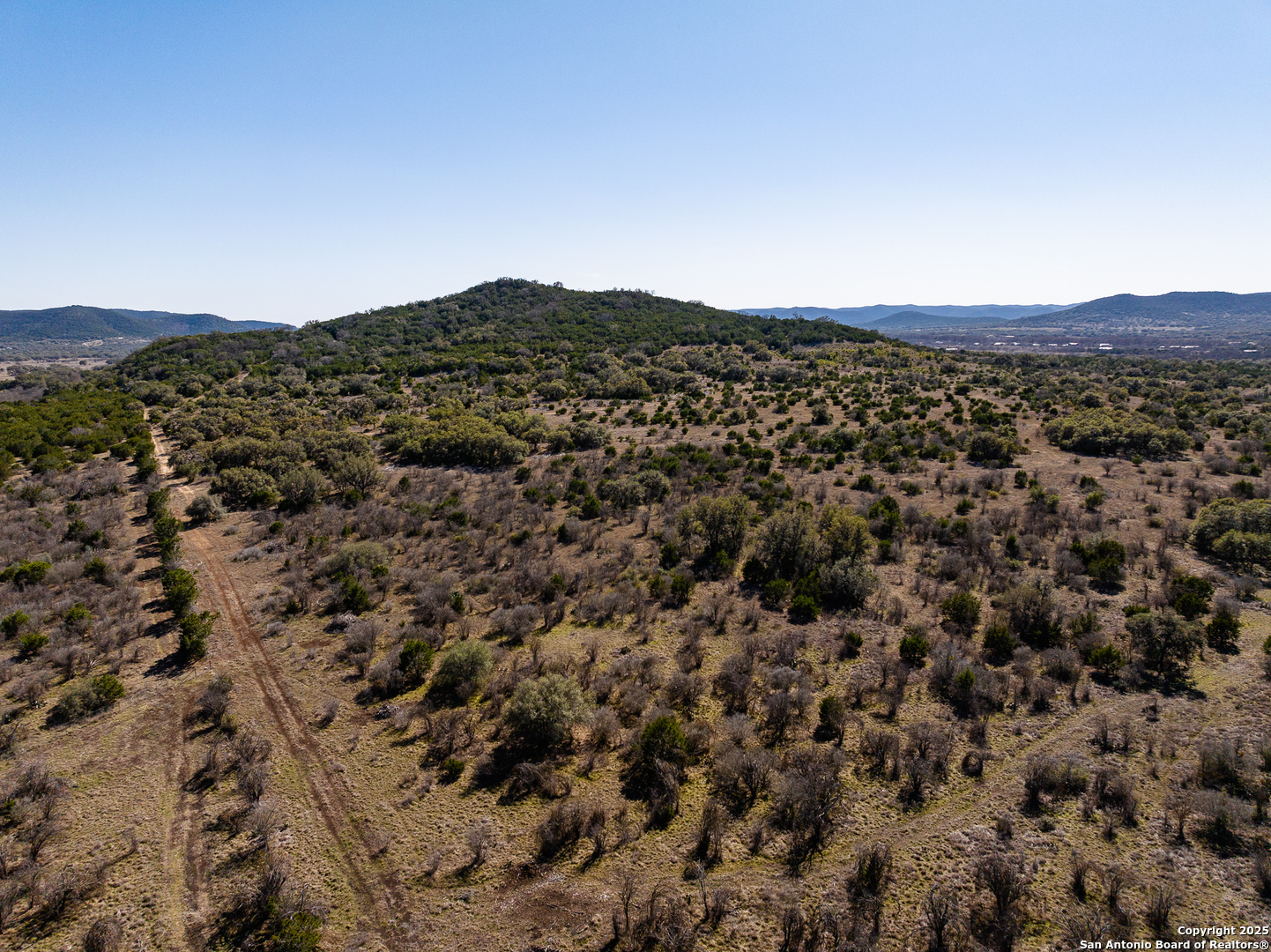 2400 Little Dry Frio Road Leakey TX 78873