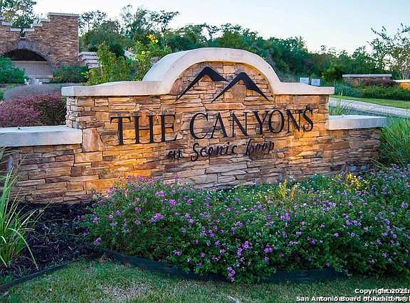 23023 Linwood Ridge San Antonio TX 78255