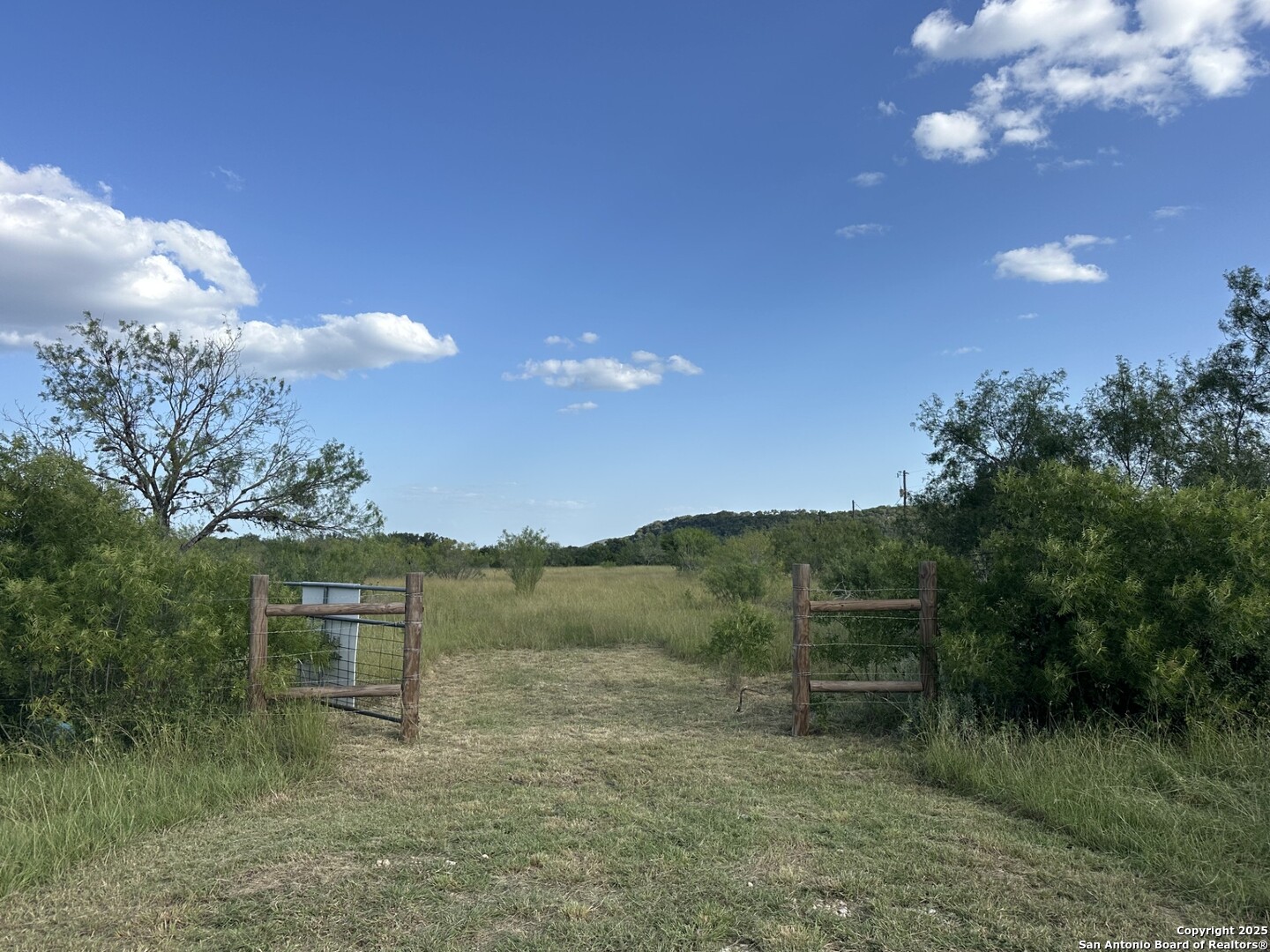 Tract 59 Fm 470 Tarpley TX 78883