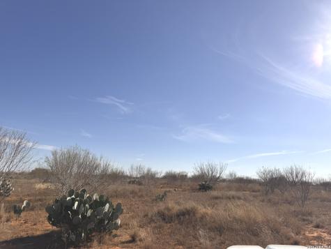 Trail 1 W Highway 85 Dilley TX 78017