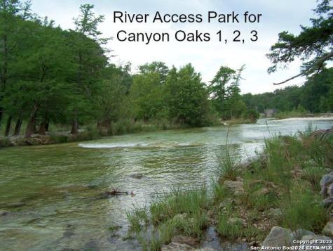 16 Cedar Ridge Concan TX 78838