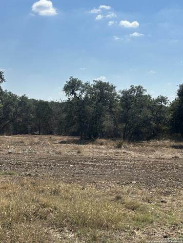 395 Rohrbuch Pipe Creek TX 78063