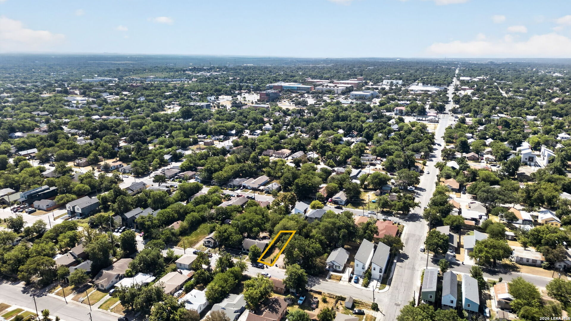 1818 E Crockett Street San Antonio TX 78202