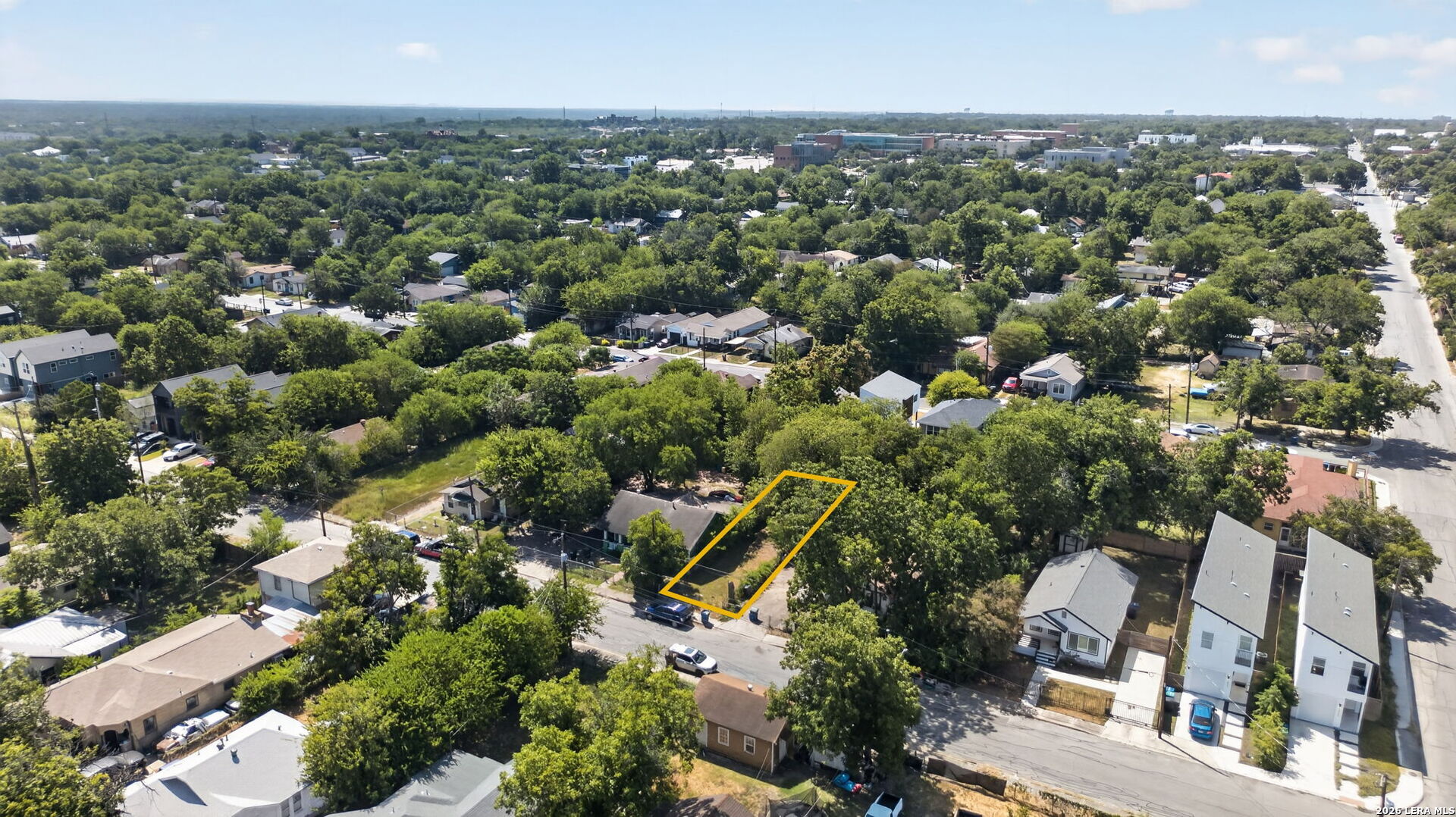 1818 E Crockett Street San Antonio TX 78202