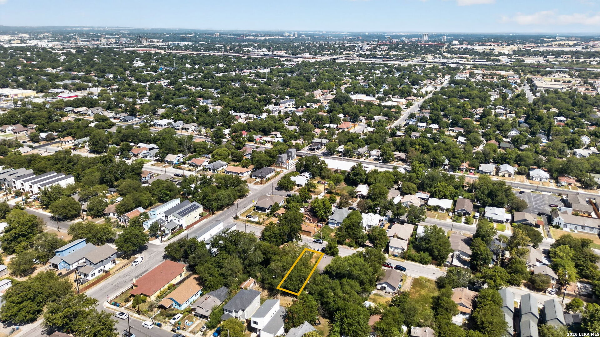 1818 E Crockett Street San Antonio TX 78202