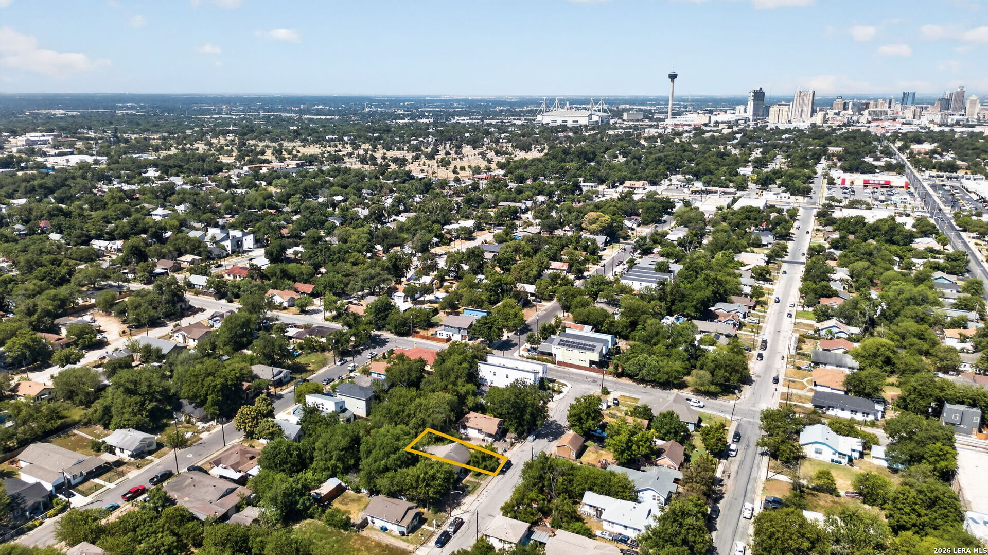 1818 E Crockett Street San Antonio TX 78202