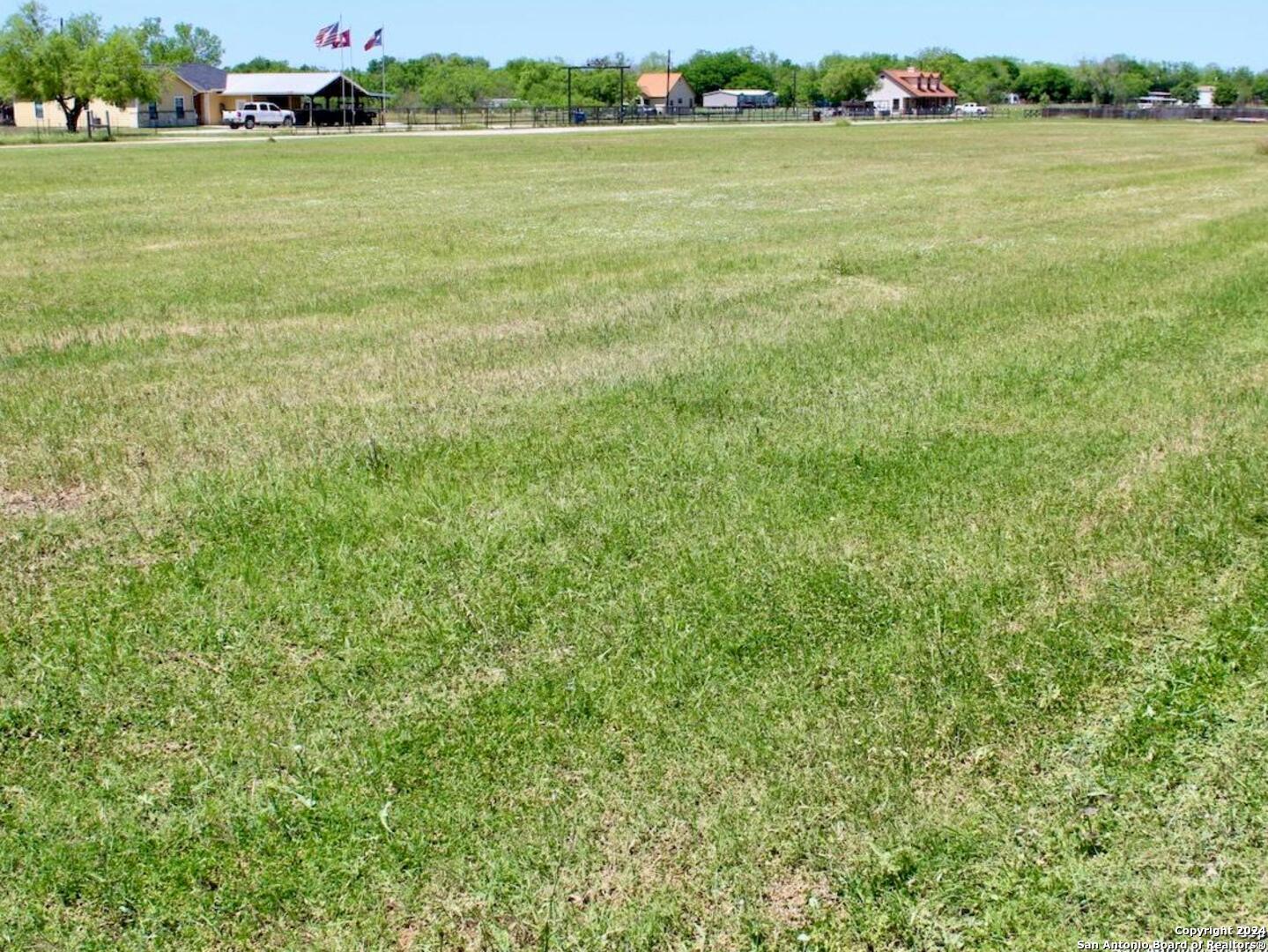 Lot 6 County Road 684 Lytle TX 78052
