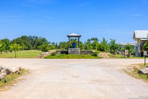4584 E Us Highway 290 Fredericksburg TX 78624
