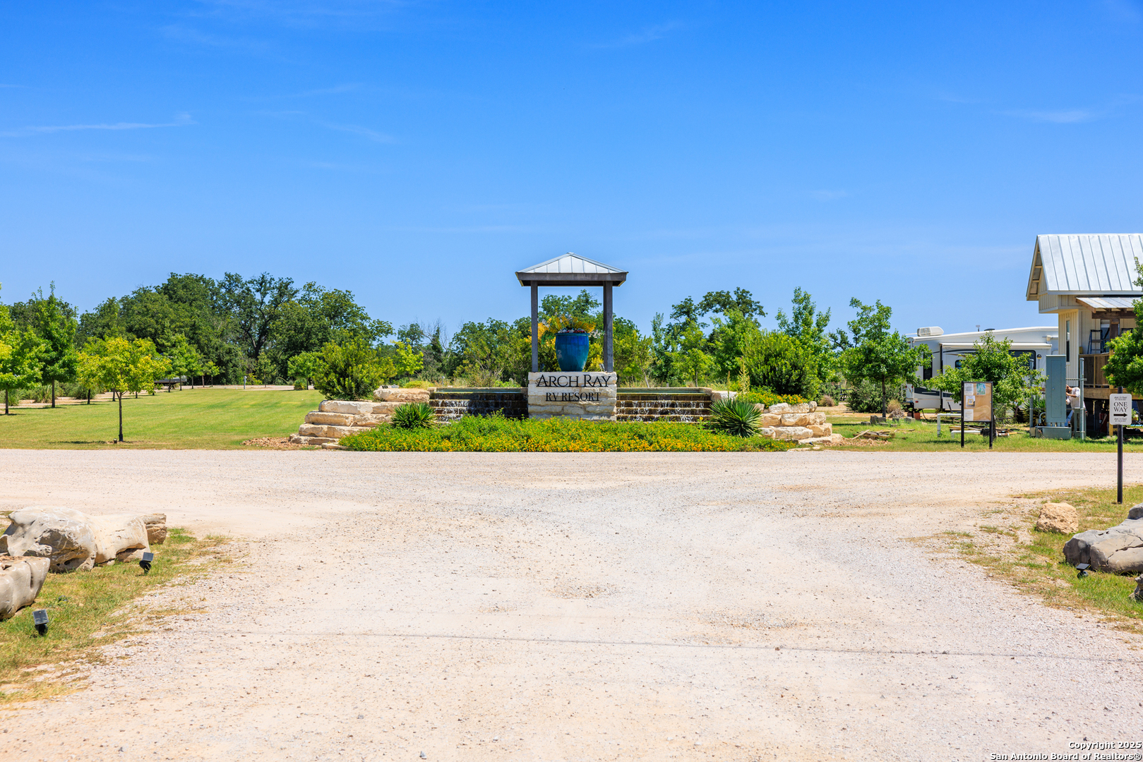 4584 E Us Highway 290 Fredericksburg TX 78624