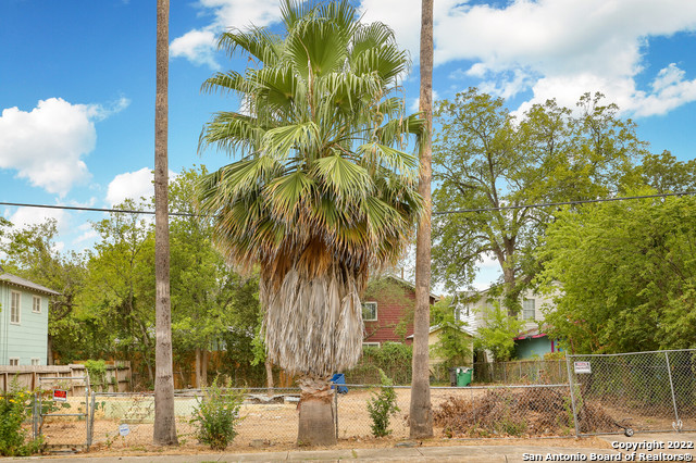 809 Eleanor Avenue San Antonio TX 78209