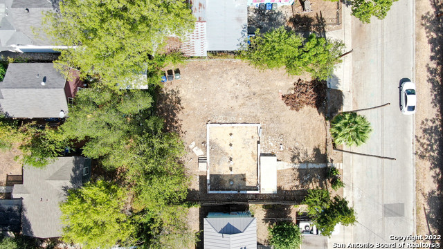 809 Eleanor Avenue San Antonio TX 78209