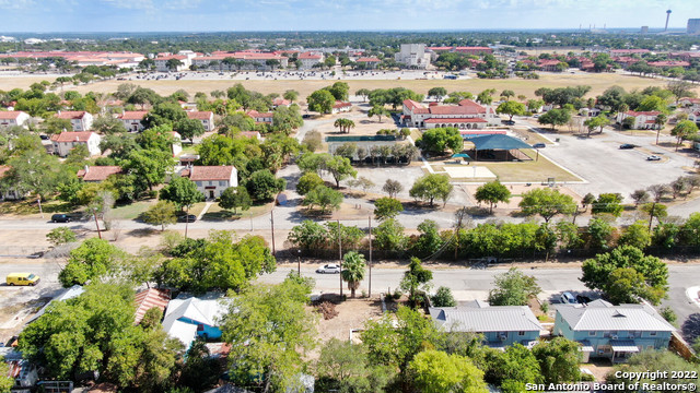 809 Eleanor Avenue San Antonio TX 78209