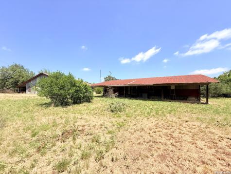 174 Waterman Lane Pipe Creek TX 78063