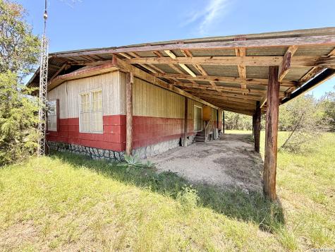 174 Waterman Lane Pipe Creek TX 78063