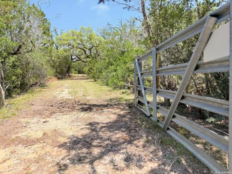 174 Waterman Lane Pipe Creek TX 78063