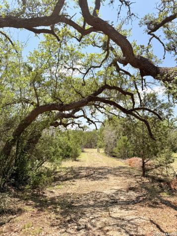 174 Waterman Lane Pipe Creek TX 78063